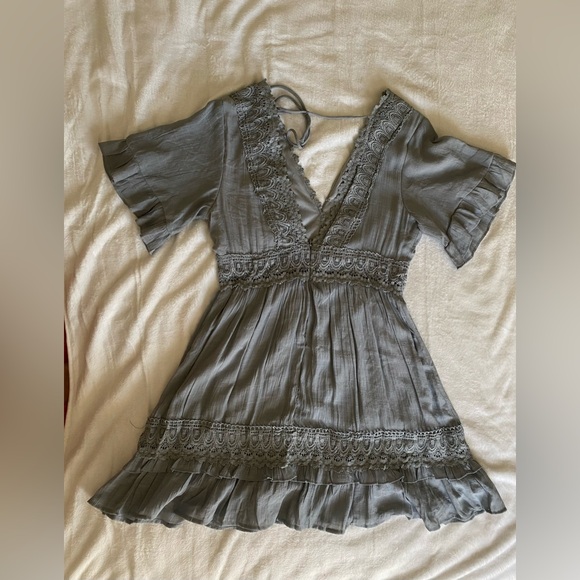 Everyday Chic Boutique Dress - Picture 4 of 8